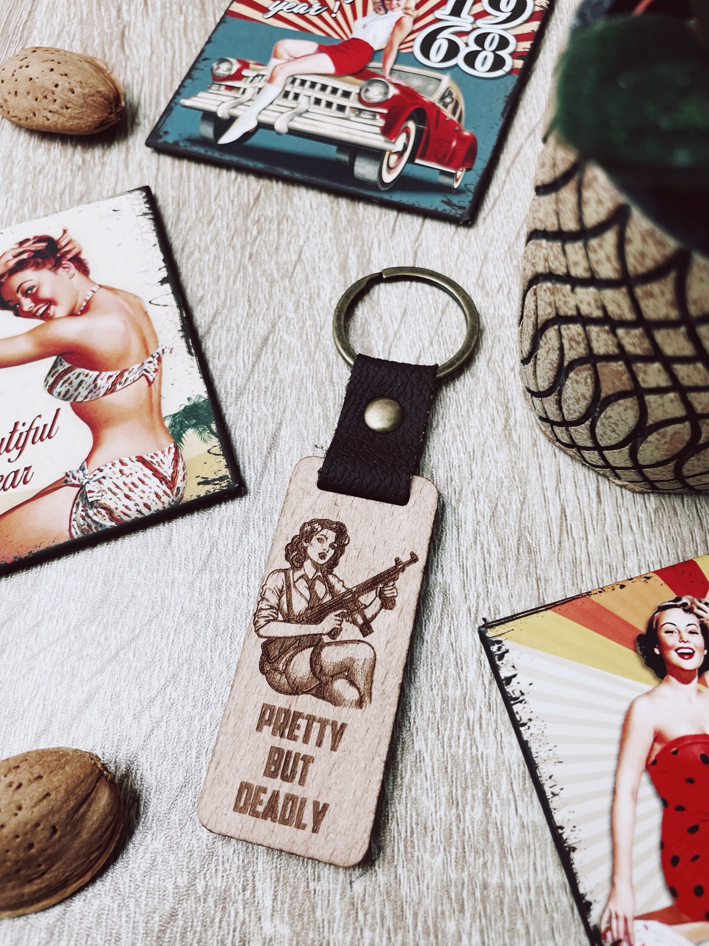 Porte-clés rétro en bois – Pretty